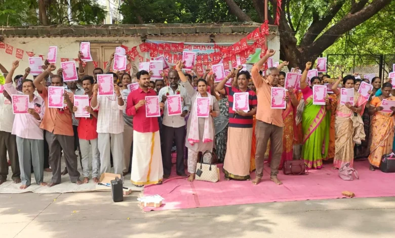 82వ రోజుకు చేరిన స్విమ్స్ కార్మికుల పోరాటం.. మే 22 నుంచి నిరవధిక దీక్షలకు సిద్ధం