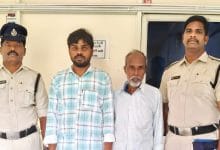 ఎర్రచందనం స్మగ్లింగ్ కేసులో ఇద్దరికి జైలు శిక్ష.. తిరుపతి కోర్టు కీలక తీర్పు ఎర్రచందనం స్మగ్లింగ్ కేసులో ఇద్దరికి జైలు శిక్ష.. తిరుపతి కోర్టు కీలక తీర్పు