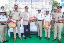 తిరుపతిలో రోడ్డు భద్రతకు భారీ చర్యలు.. 10,000 గంజాయి టెస్టింగ్ కిట్లతో పోలీసుల ప్రత్యేక డ్రైవ్ తిరుపతిలో రోడ్డు భద్రతకు భారీ చర్యలు.. 10,000 గంజాయి టెస్టింగ్ కిట్లతో పోలీసుల ప్రత్యేక డ్రైవ్