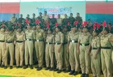 తిరుపతిలో 600 మంది NCC విద్యార్థినులకు మహిళా పోలీసుల అవగాహన.. సైబర్ నేరాలు, బాల్య వివాహాలపై కీలక సూచనలు తిరుపతిలో 600 మంది NCC విద్యార్థినులకు మహిళా పోలీసుల అవగాహన.. సైబర్ నేరాలు, బాల్య వివాహాలపై కీలక సూచనలు