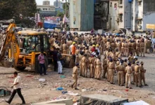ముంబైలో ఫేక్ పోస్టుపై పోలీసుల చర్య.. గరీబ్ నగర్ ఘటనపై తప్పుడు ప్రచారం చేసిన ఎక్స్ యూజర్పై కేసు ముంబైలో ఫేక్ పోస్టుపై పోలీసుల చర్య.. గరీబ్ నగర్ ఘటనపై తప్పుడు ప్రచారం చేసిన ఎక్స్ యూజర్పై కేసు