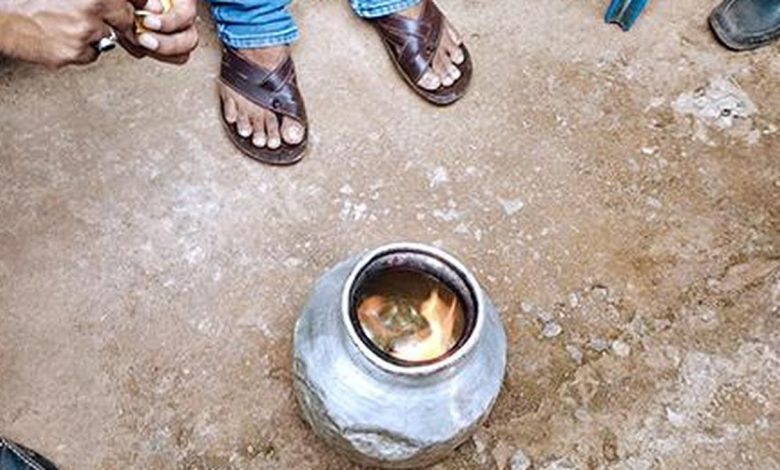బావుల్లో నీటికి బదులు డీజిల్.. మంగళూరులో కలకలం రేపిన షాకింగ్ ఘటన