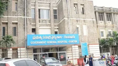 Hospital Negligence పరాకాష్ట.. కుక్క లాక్కెళ్లిన మానవ కాలు
