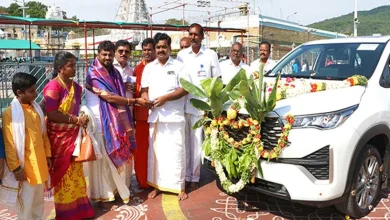 TTDకి Chennai భక్తుడి భారీ విరాళం.. రూ.40 లక్షల Innova Hycross Car అందజేత
