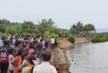 కర్ణాటకలో ఘోర నదీ ప్రమాదం.. మస్సెల్స్ సేకరణకు వెళ్లి 11 మంది మృతి కర్ణాటకలో ఘోర నదీ ప్రమాదం.. మస్సెల్స్ సేకరణకు వెళ్లి 11 మంది మృతి