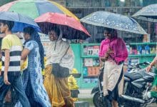 ఏపీలో మూడు రోజులపాటు భారీ వర్షాల హెచ్చరిక.. పిడుగులు, ఈదురుగాలులతో ప్రజలు అప్రమత్తంగా ఉండాలంటూ IMD అలర్ట్ ఏపీలో మూడు రోజులపాటు భారీ వర్షాల హెచ్చరిక.. పిడుగులు, ఈదురుగాలులతో ప్రజలు అప్రమత్తంగా ఉండాలంటూ IMD అలర్ట్