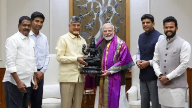 కేంద్ర కేబినెట్లో మార్పులు?.. రామ్ మోహన్ నాయుడు, పెమ్మసాని శాఖలపై భారీ చర్చ.. ఏపీ రాజకీయాల్లో ఆసక్తి కేంద్ర కేబినెట్లో మార్పులు?.. రామ్ మోహన్ నాయుడు, పెమ్మసాని శాఖలపై భారీ చర్చ.. ఏపీ రాజకీయాల్లో ఆసక్తి
